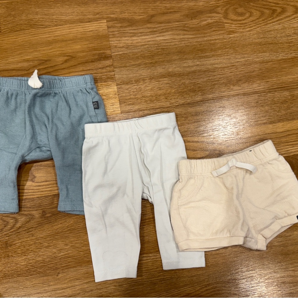 Set of Baby Pants and Shorts in Blue, White, and Cream